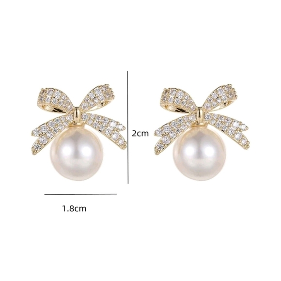 Anthropologie Kari Pearl and Bow Gold Rhinestone Classy Earrings - Picture 3 of 4